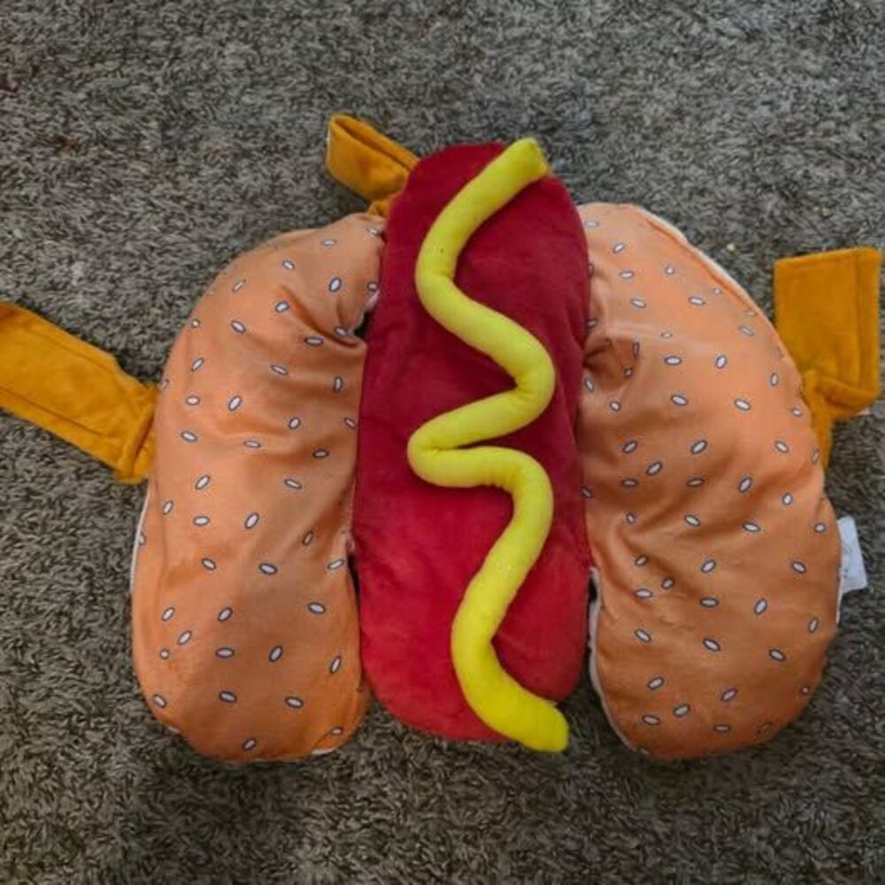 Small dogs euc hot dog Halloween costume